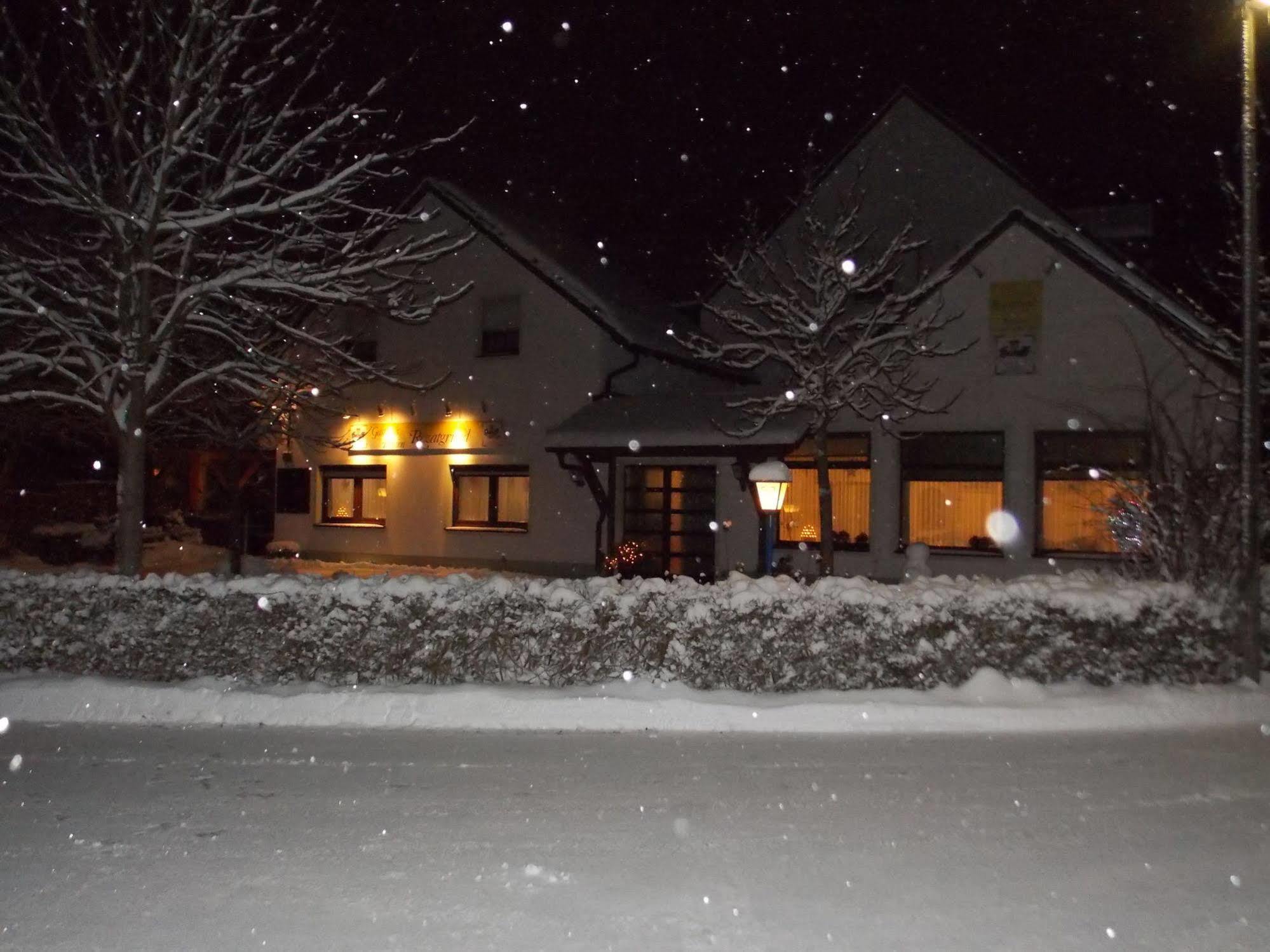 Gasthaus Pension Rezatgrund Windsbach Exterior photo